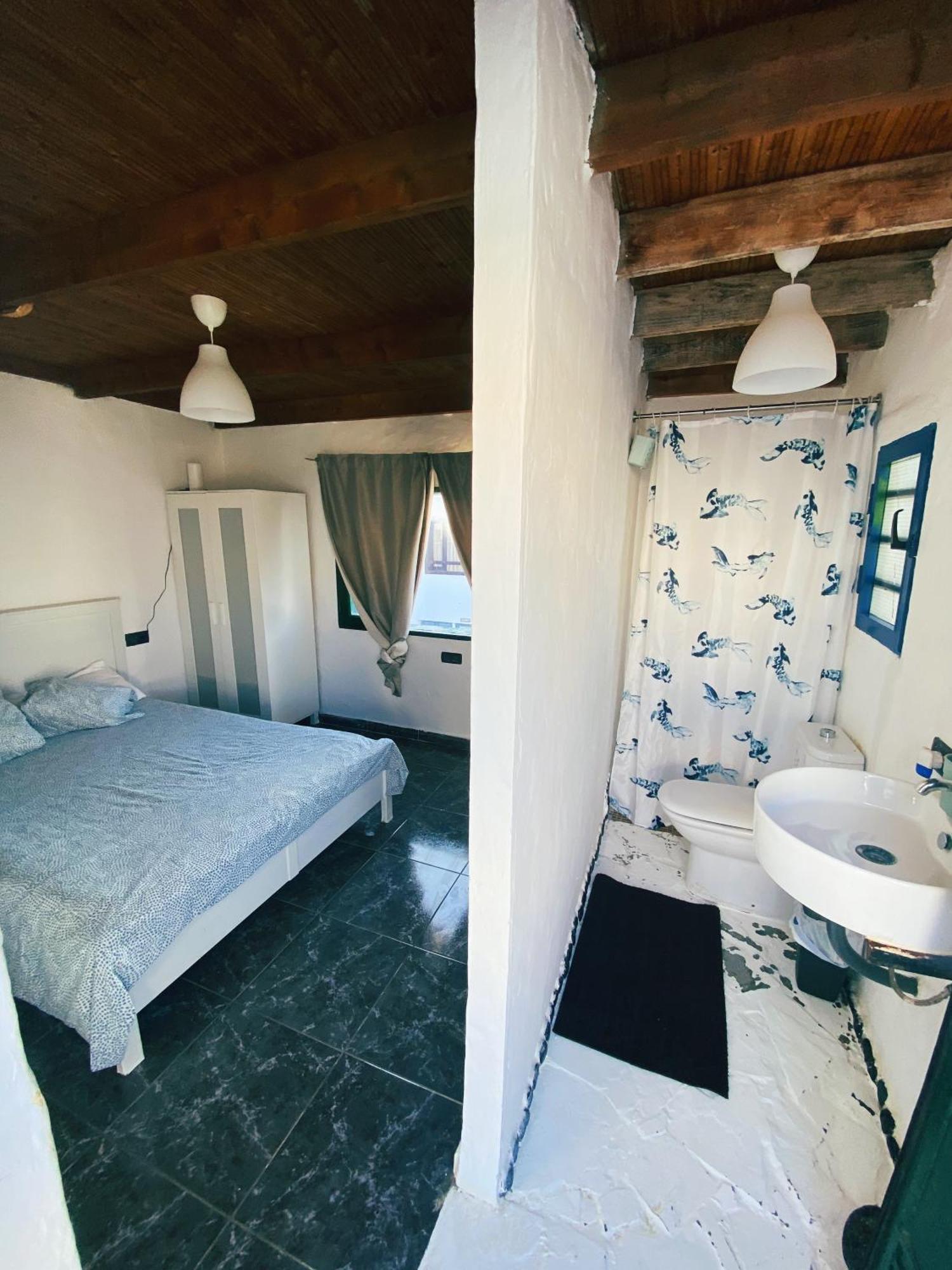 Habitaciones Famara 15 외부 사진