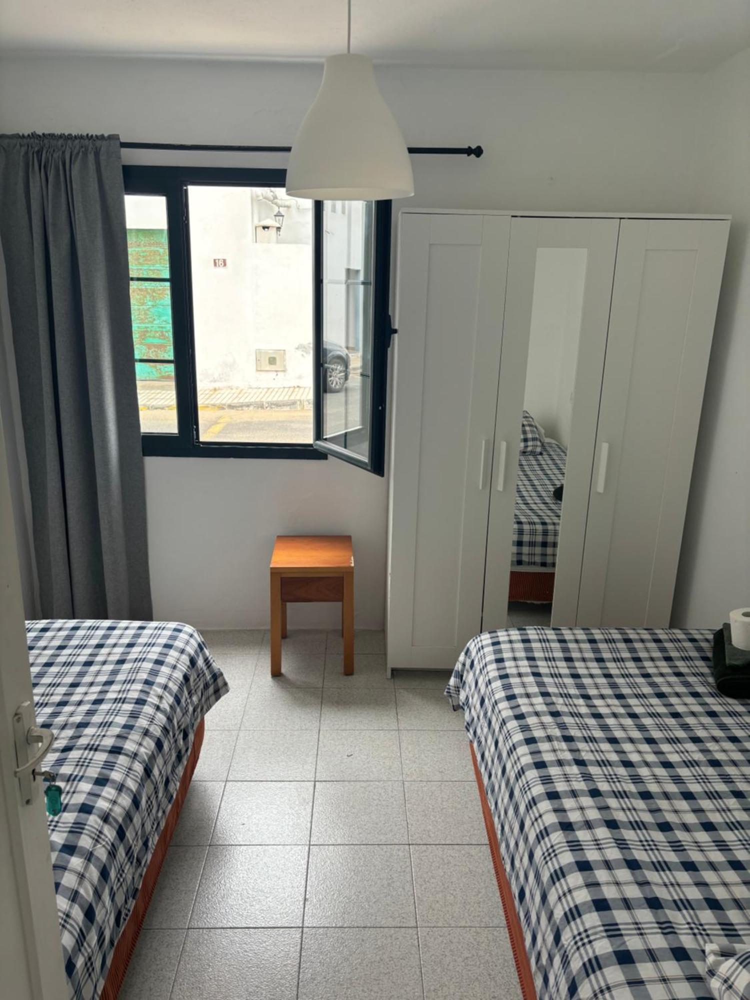 Habitaciones Famara 15 외부 사진